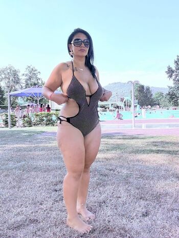 Full leaked Angela habean private photo