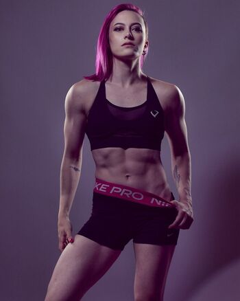 Claire Max