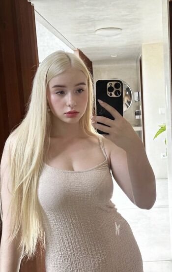 Full leaked Dashagartman private photo