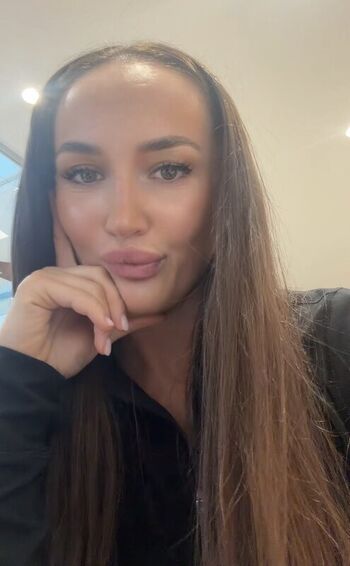 Full leaked Diana avsaragova private photo