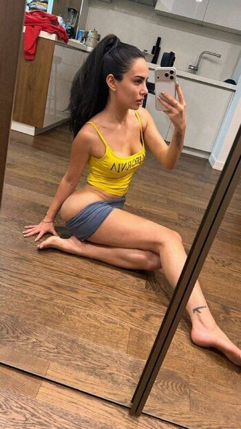 Full leaked Ece ronay private photo