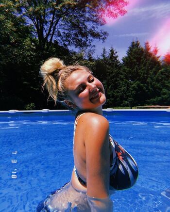Full leaked Emma burzynski private photo