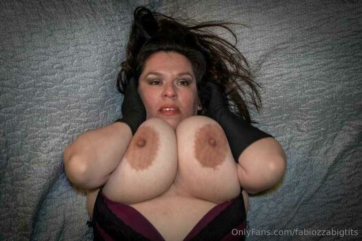 Full leaked Fabiozza private photo