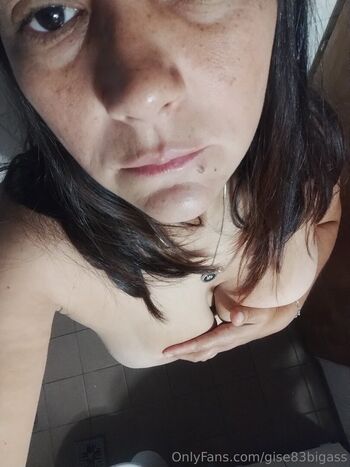 Full leaked Gisebigass private photo