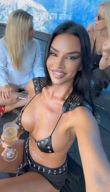 Full leaked Ivana knoll private photo