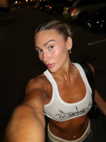 Full leaked Izzi dame private onlyfans photo