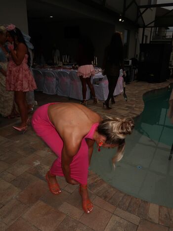 Full leaked Izzi dame private onlyfans photo