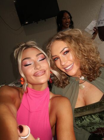 Full leaked Izzi dame private onlyfans photo