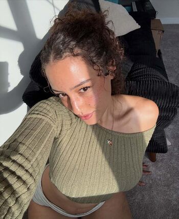 Full leaked Kaliegh robinson private photo