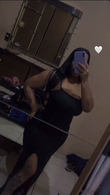 Full leaked Kamy private photo
