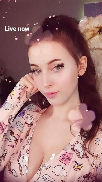 Full leaked Kdrkitten private photo