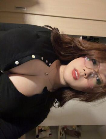 Full leaked Kinora private photo