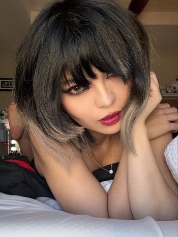Full leaked Lynniequin private photo