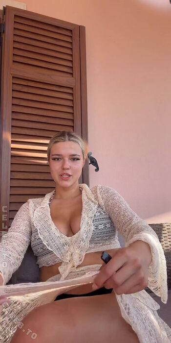 Full leaked Michakgu private photo