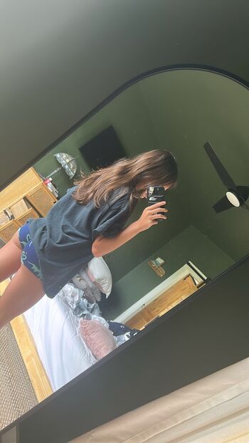 Full leaked Minicaryn private photo