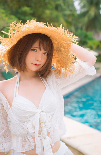Full leaked Miu cosplayer private photo