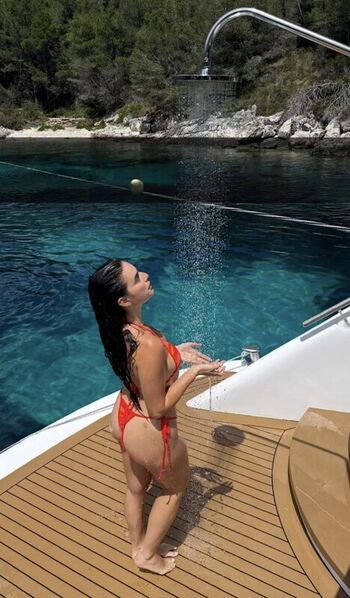 Full leaked Natalie mariduena private photo