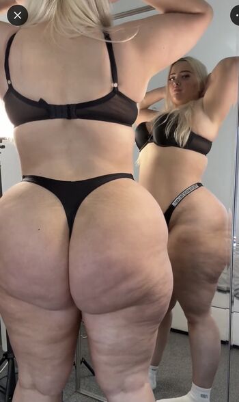 Full leaked Princessdeeex private photo