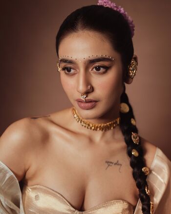 Full leaked Priya prakash varrier private photo