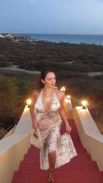 Full leaked Sonia ferraro page private photo