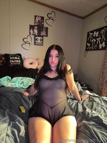 Full leaked Sophiarae private photo