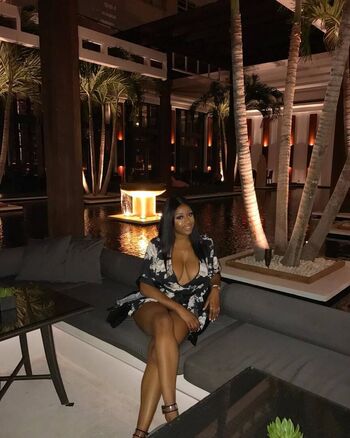 Full leaked Larya von/ private onlyfans photo