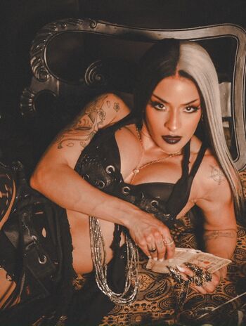 Zelina Vega